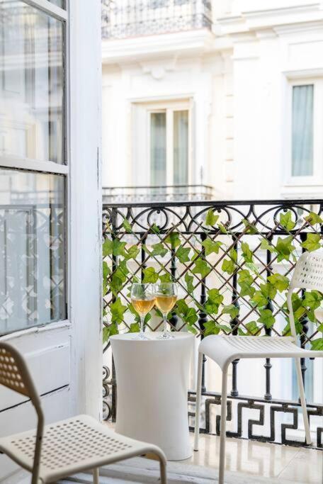 Flat For Groups 8 People In Gran Via-Cgrac4 Leilighet Madrid Eksteriør bilde