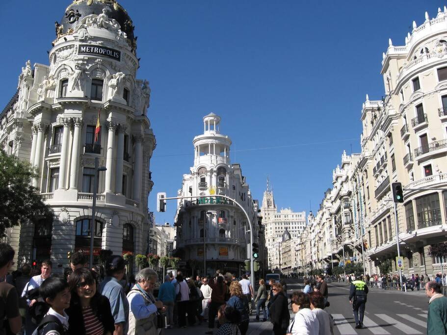 Flat For Groups 8 People In Gran Via-Cgrac4 Leilighet Madrid Eksteriør bilde
