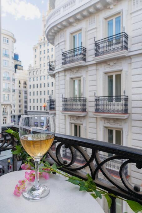 Flat For Groups 8 People In Gran Via-Cgrac4 Leilighet Madrid Eksteriør bilde
